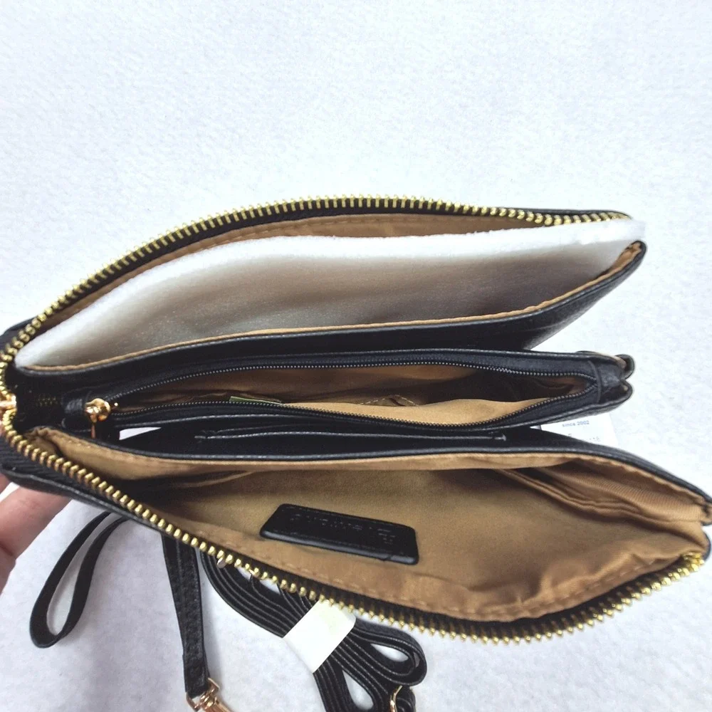 Brentano Multi-Pocket Crossbody Womens OS Black Vegan Leather Wristlet CJ21118